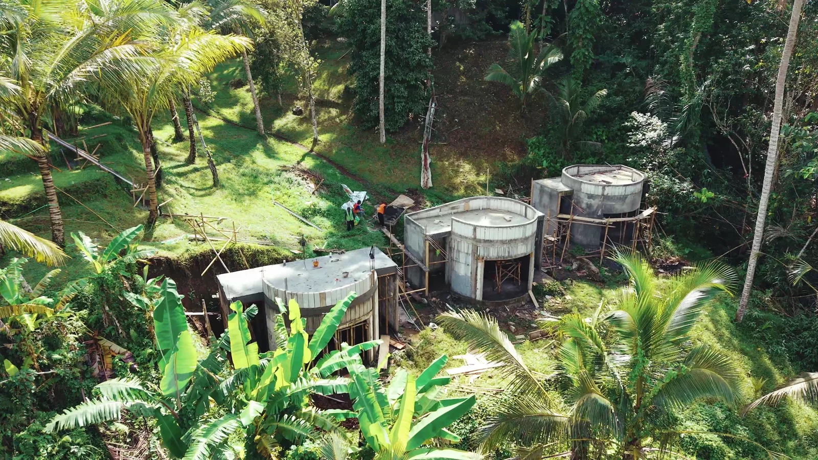 Tabanan residences under construction among the palms